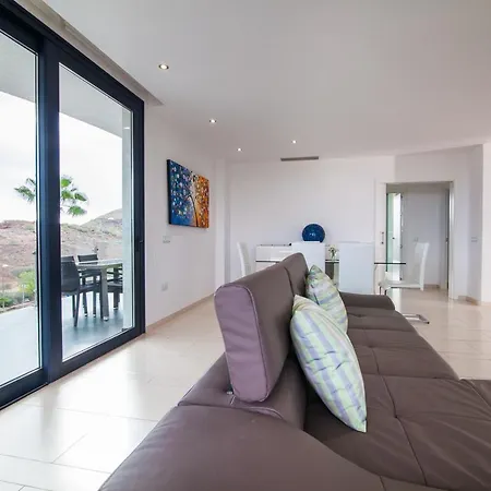 Il Distinto - Luxury Swimming Pool View House *