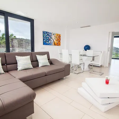 Il Distinto - Luxury Swimming Pool View House Apartment *